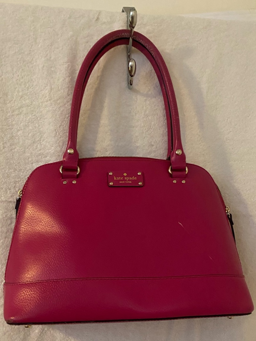 Kate Spade. Leather handbag.